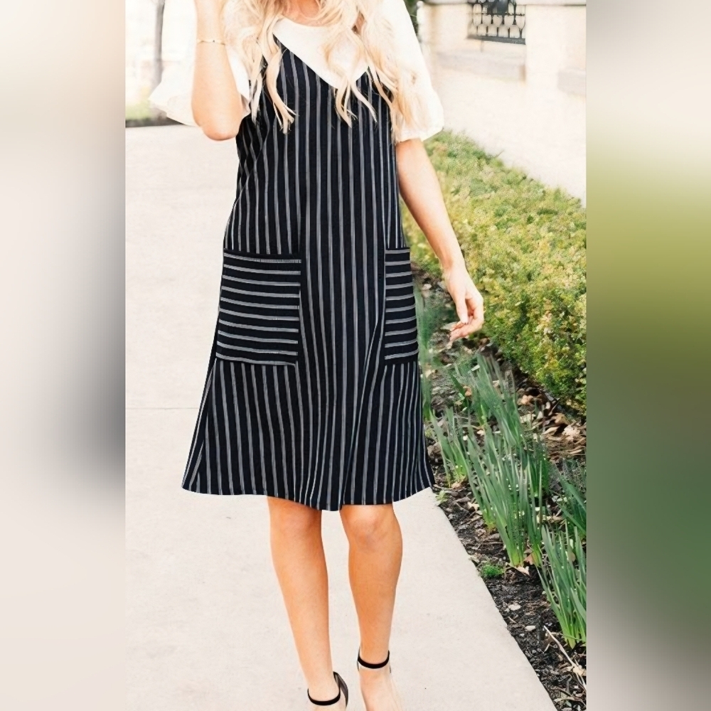 Sweet Claire Sundress with Flutter Sleeves Black And White Size Small